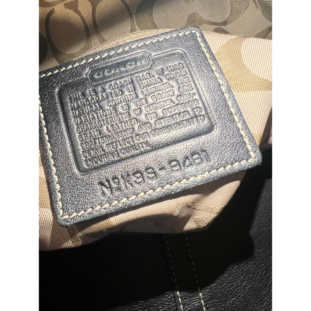 Coach 2003 soho flap buckle crossbody Black pre owned excellent for age - Picture 11 of 11